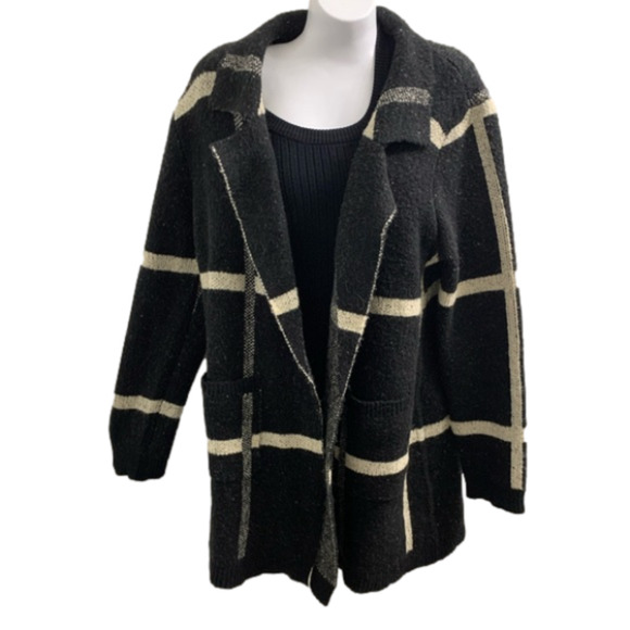 ONE WORLD Sweaters - One World size Large cardigan